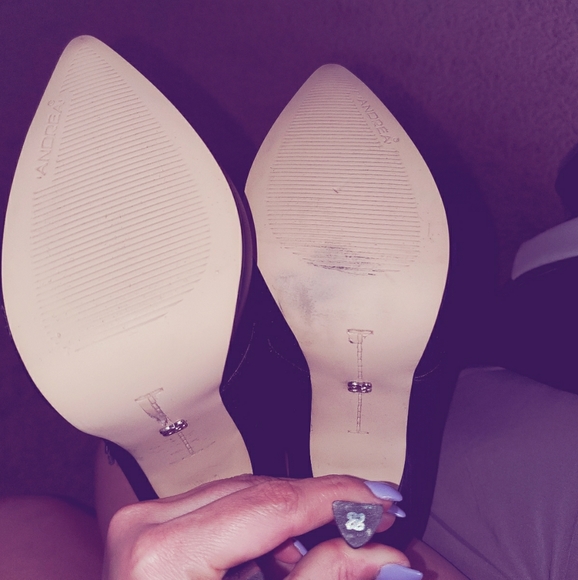 Boots - Picture 4 of 4